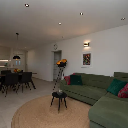 View Jasna * Rogoznica (Sibenik-Knin)