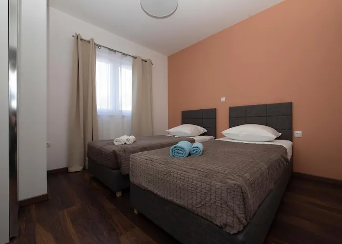 View Jasna * Rogoznica (Sibenik-Knin)